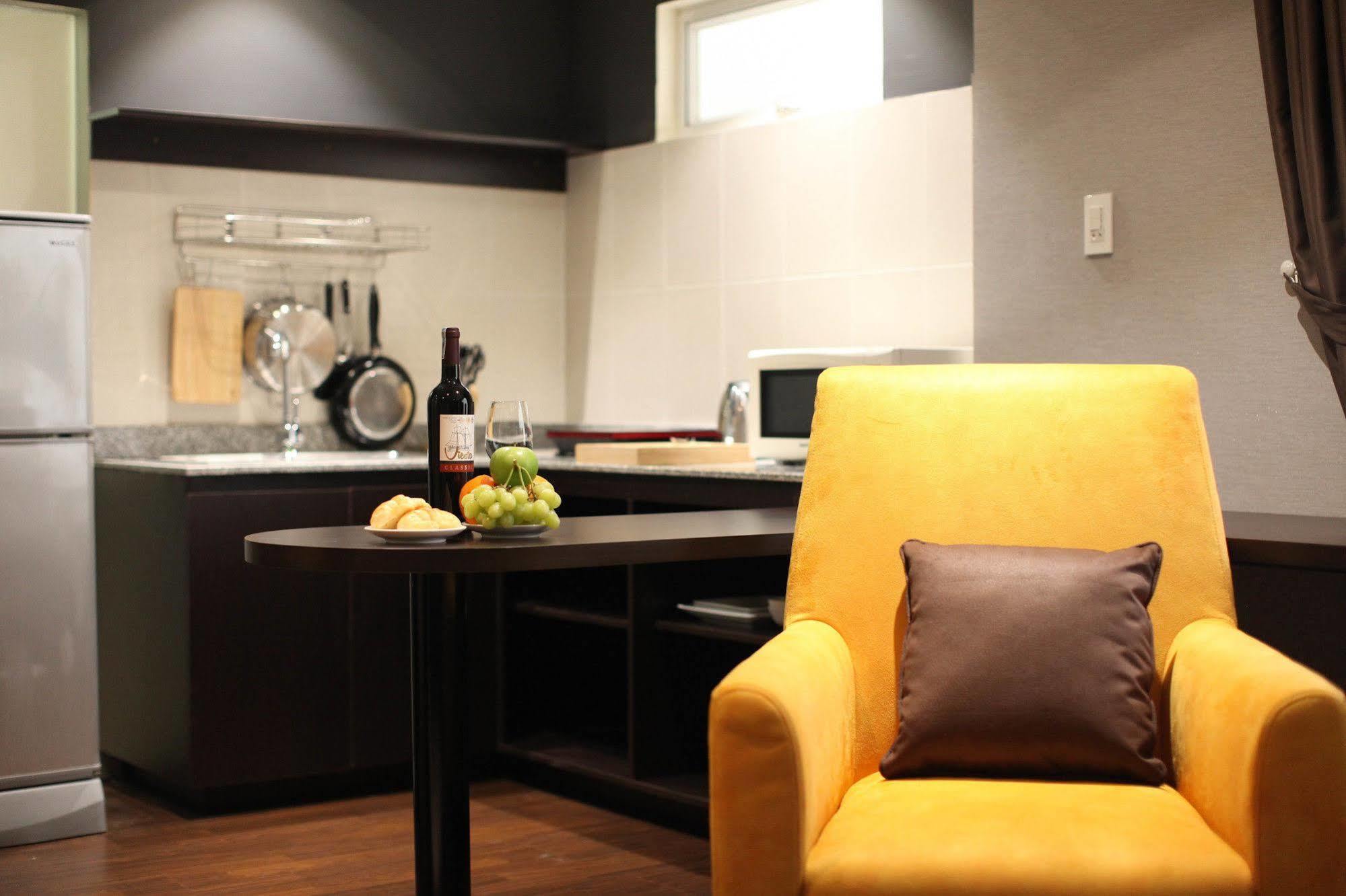 Aparthotel Compass Living Joy Ho Či Minovo Město Exteriér fotografie